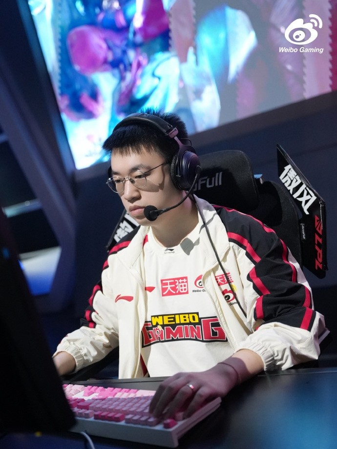 WBG发布对阵NIP赛前返图：准备就绪，今天比赛加油！